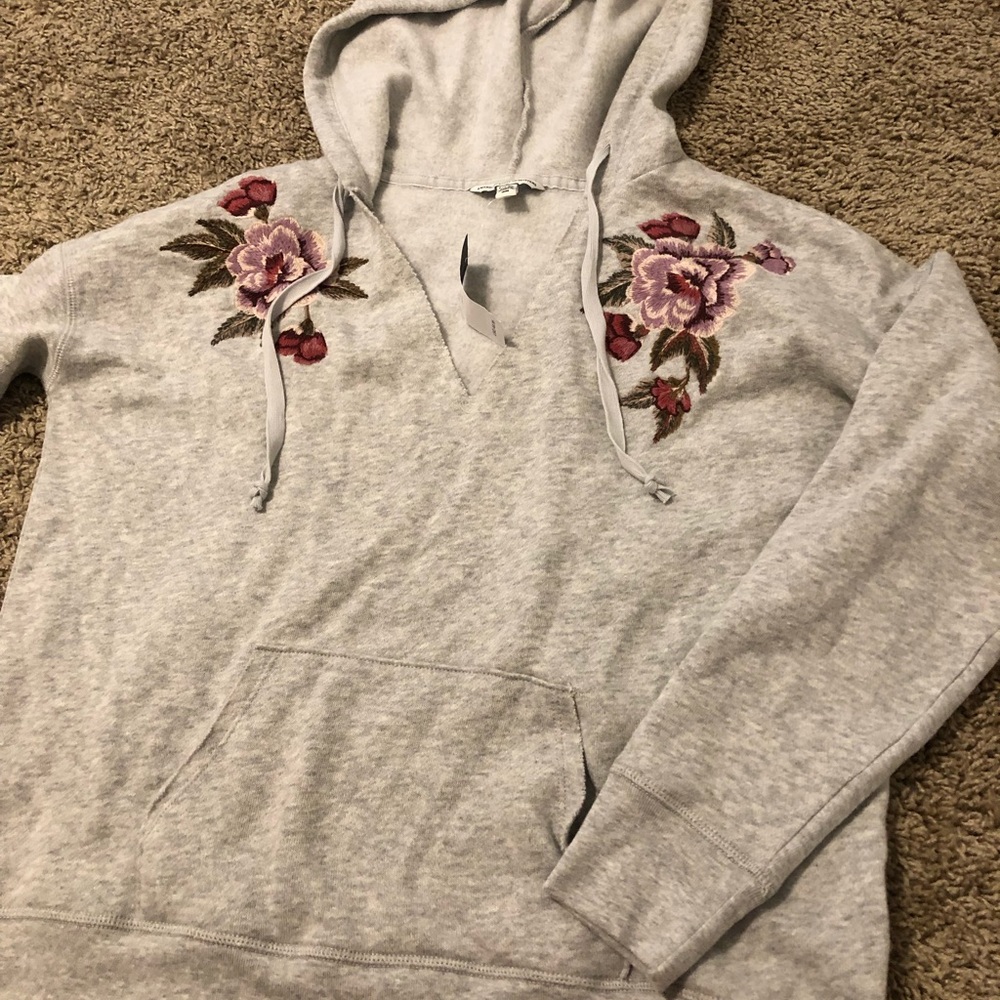 American Eagle sweatshirt